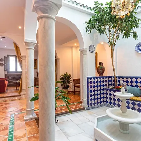 Morayma House Terrace With Views To Alhambra בית נופש